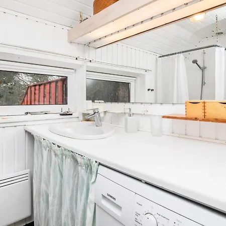 7 Person In Skagen-by Traum